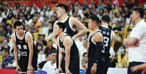 配资炒股就找配资 42+28！还没碰到周琦胡金秋，广东内线已被打爆！杜锋你是真没招